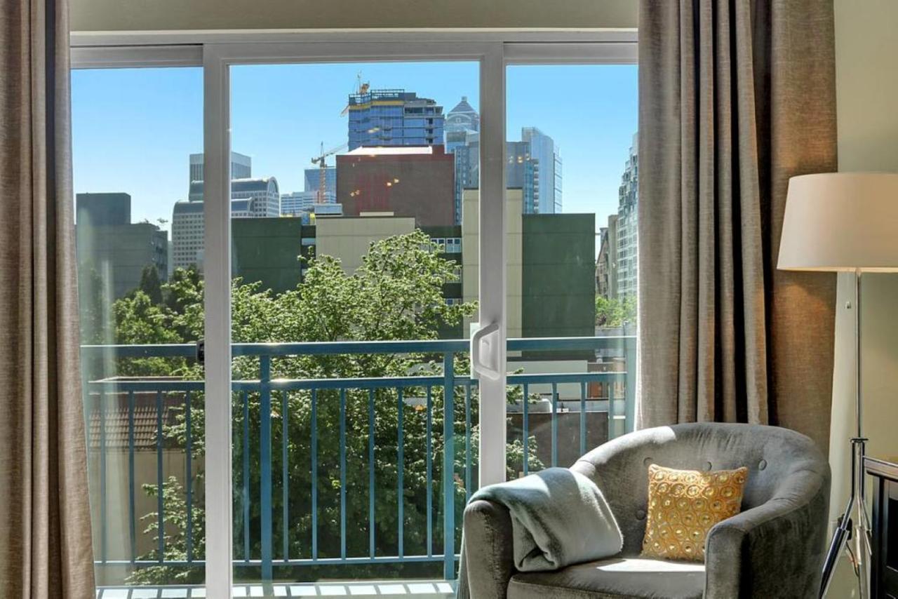 City Water View Oasis With Pool & Gym Near Cruise In Heart Of Seattle Bagian luar foto